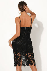 Chic Black Mermaid V-neck Lace Short Homecoming Dress